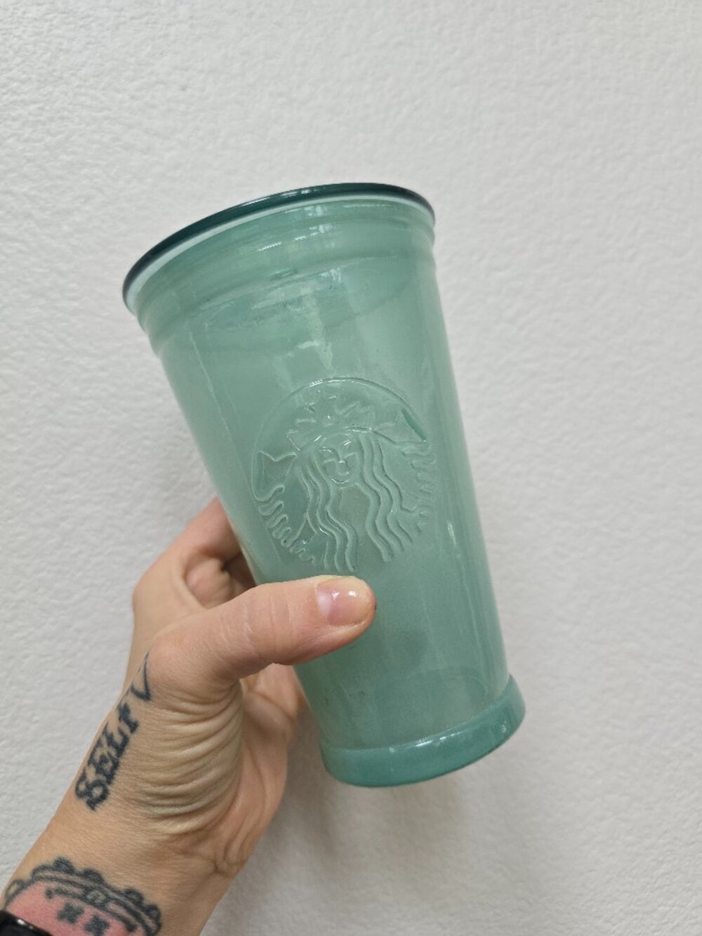 Starbucks | recycled green glass made in Spain grande cold drink tumbler